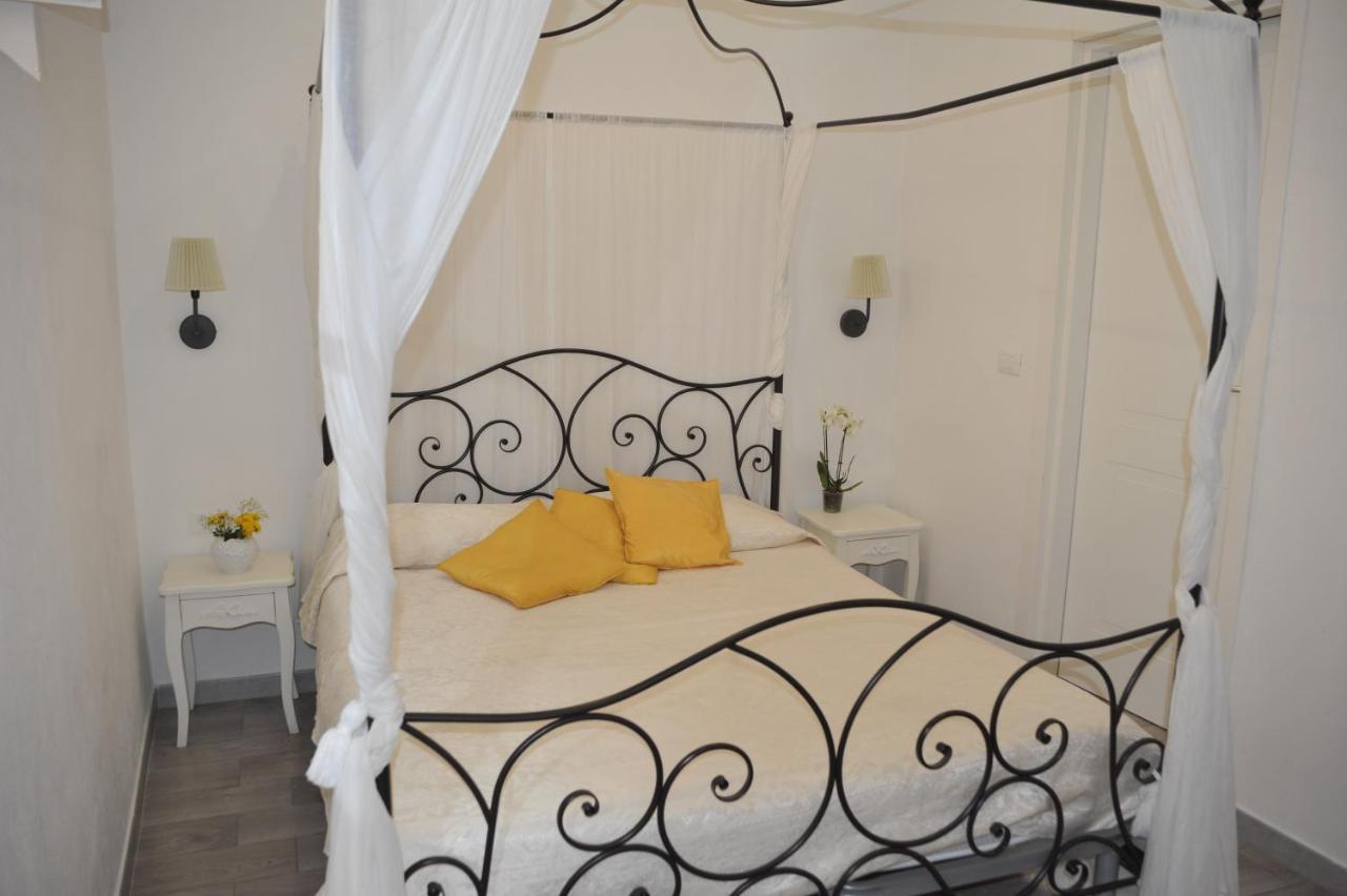Noto Centro Bed and Breakfast Exteriör bild